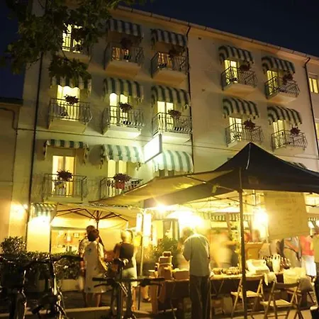 Hotel Al Faro